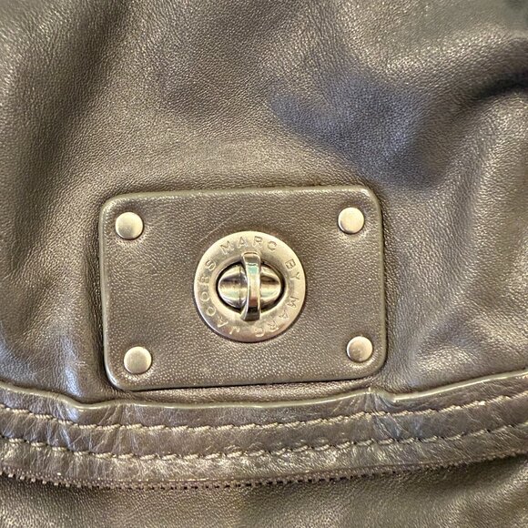 Marc by Marc Jacobs Totally Turnlock Natasha Bag gray/black - Picture 2 of 4